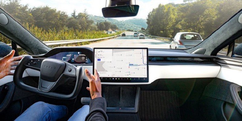 США начали расследование против Tesla из-за ДТП с ...