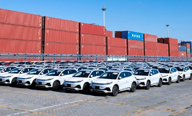 Трамп вводит 100% пошлины на весь импорт из Китая ...