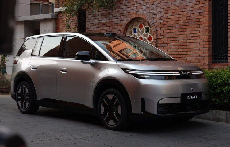 GAC показал новый компактвэн Aion N60

Электромоби...