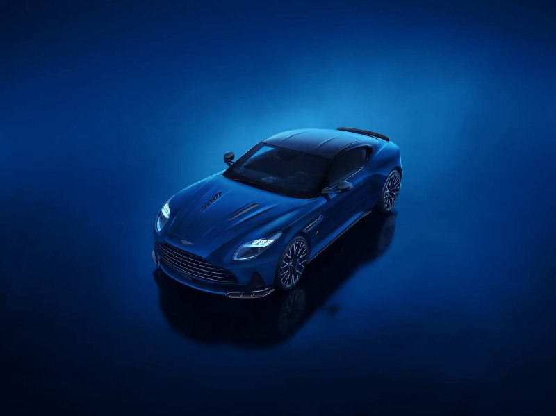 Aston Martin представил самый мощный DB12 S. Под к...