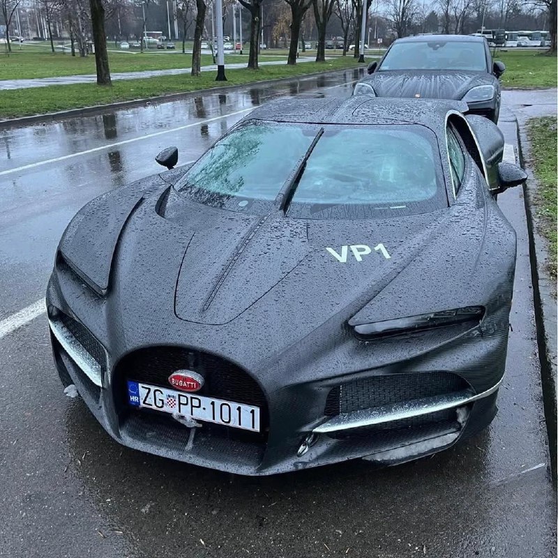 Новый Bugatti Tourbillon был замечен во время тест...