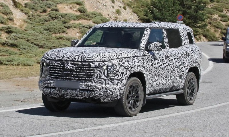 Mitsubishi опубликовала тизер нового Pajero 

Рамн... 1