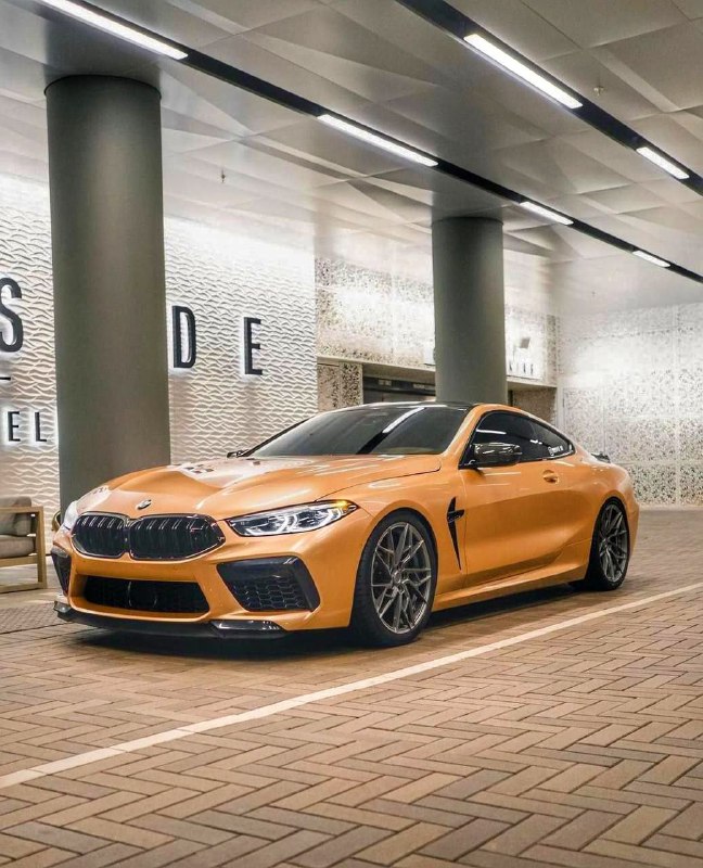 BMW M8