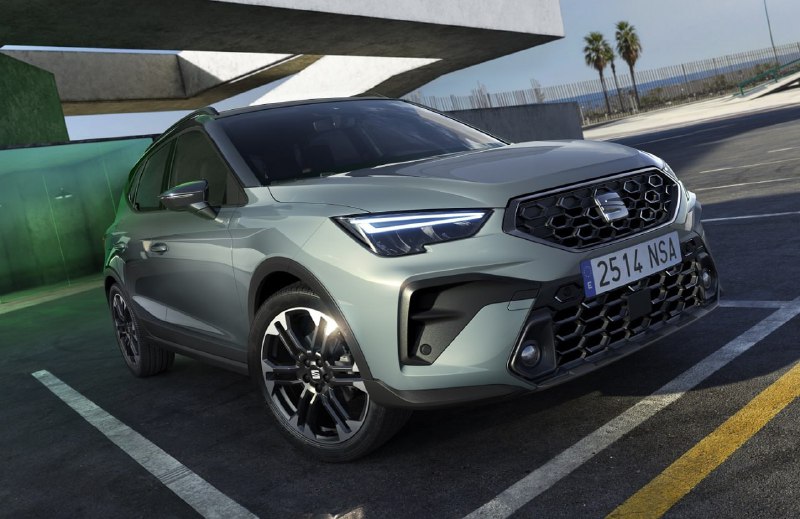 SEAT обновил хэтчбек Ibiza и кроссовер Arona

Авто...