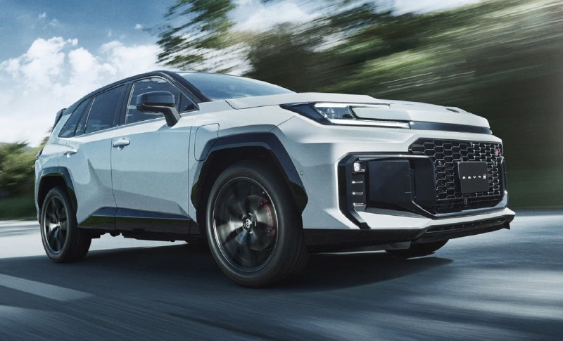 В Японии анонсировали новую Toyota RAV4 PHEV 

В Я...