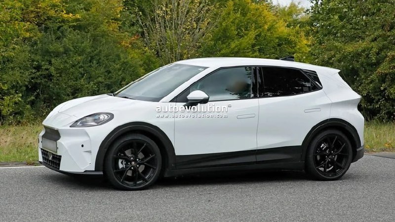 В Германии проходят финальные тесты CUPRA Raval

С...