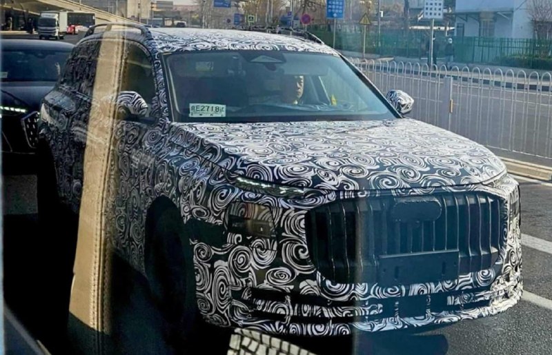 Audi вывели на тесты самый крупный и дорогой кросс...