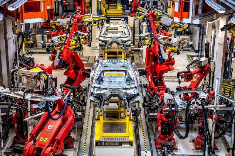 Заводы Alfa и Maserati в Италии закрываются из-за ...