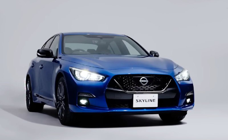 Nissan представил обновленный Skyline

Nissan обно...