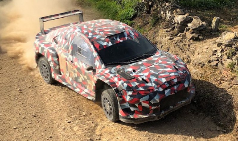 Toyota тестирует новое купе 

В Португалии замечен...