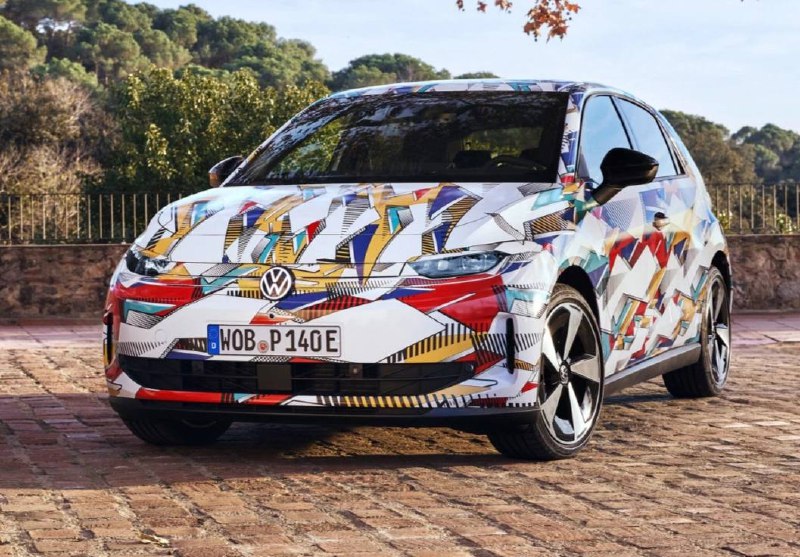 Volkswagen показал электрический Polо

Габариты ID...