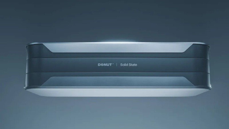 Первая в мире серийная твердотельная батарея заряж...