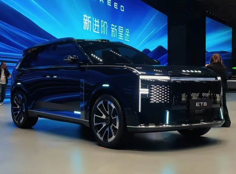 Exeed подвёл итоги 2025 года 

Бренд Exeed заверши...